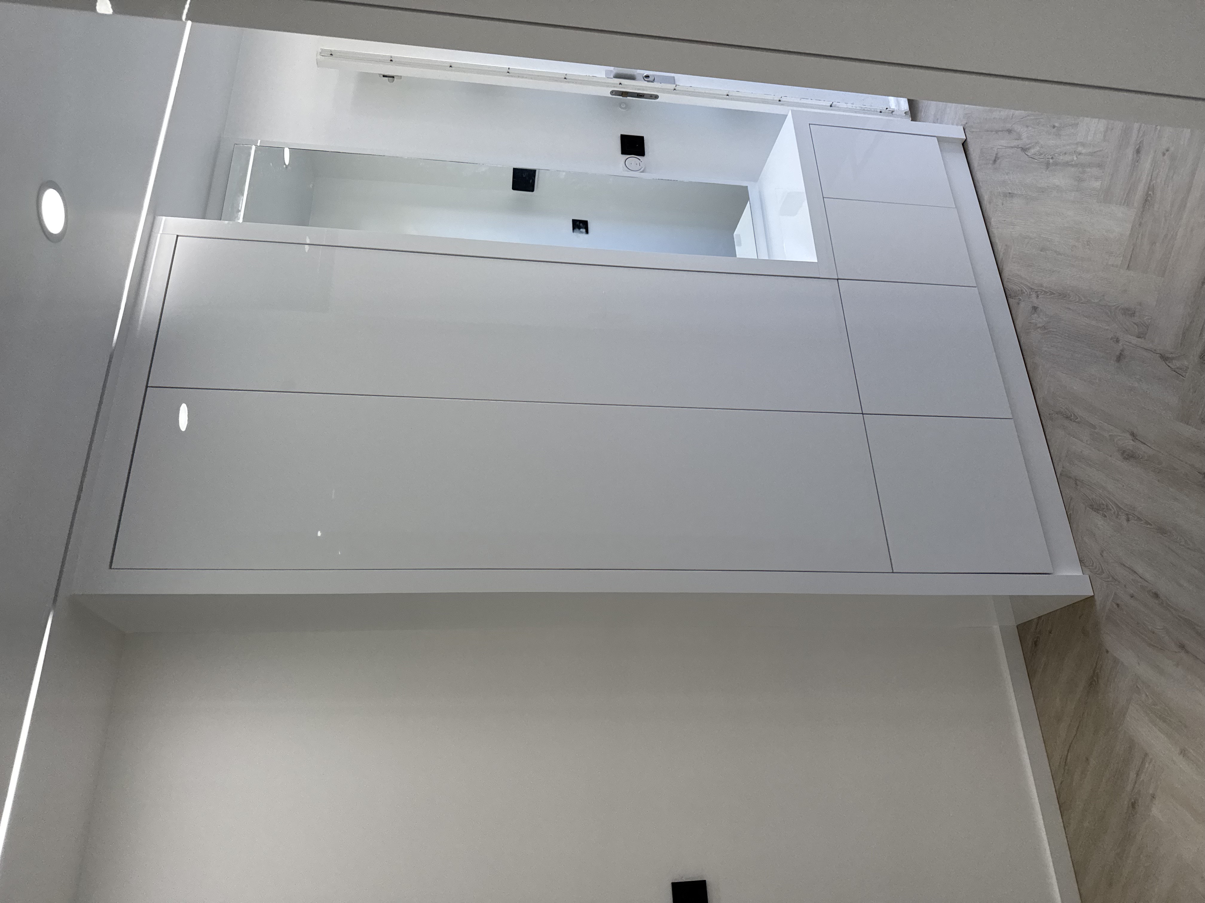 Detailfoto van Garderobekast op maat - Hal - vakmanschap van MaxSus Interieurbouw